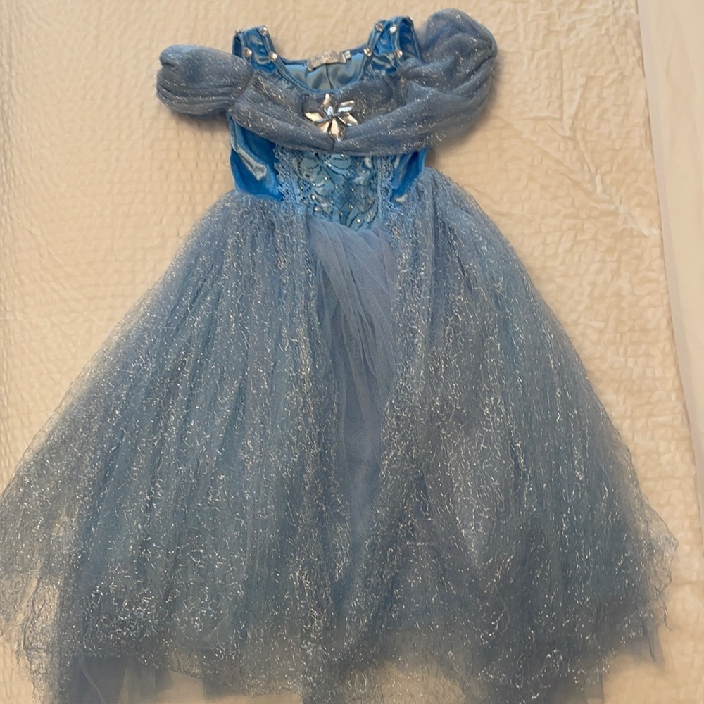 Trish and scully dress. Well worn with lots of life left.